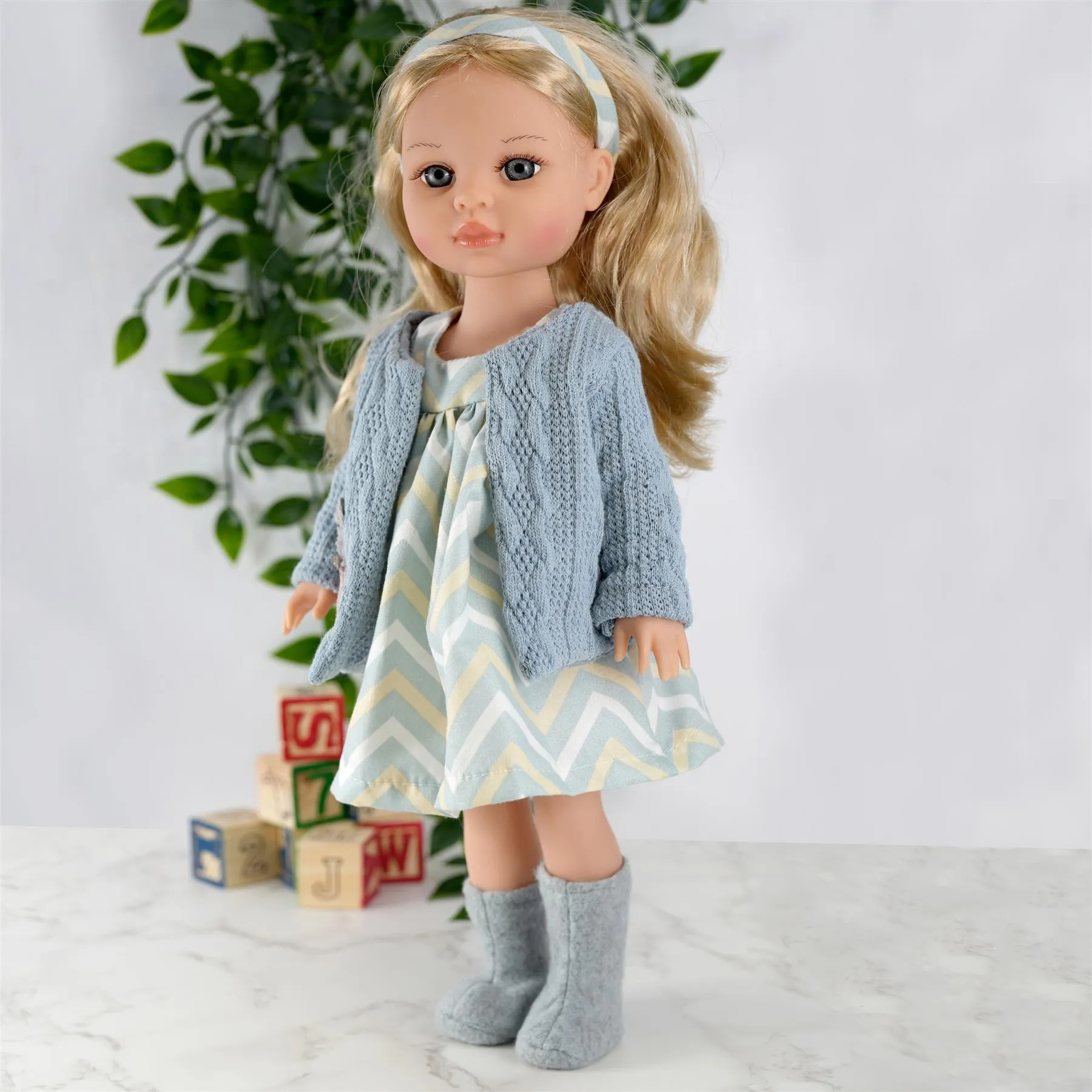 BiBi Fashion Doll "Olivia" (38 cm / 15")