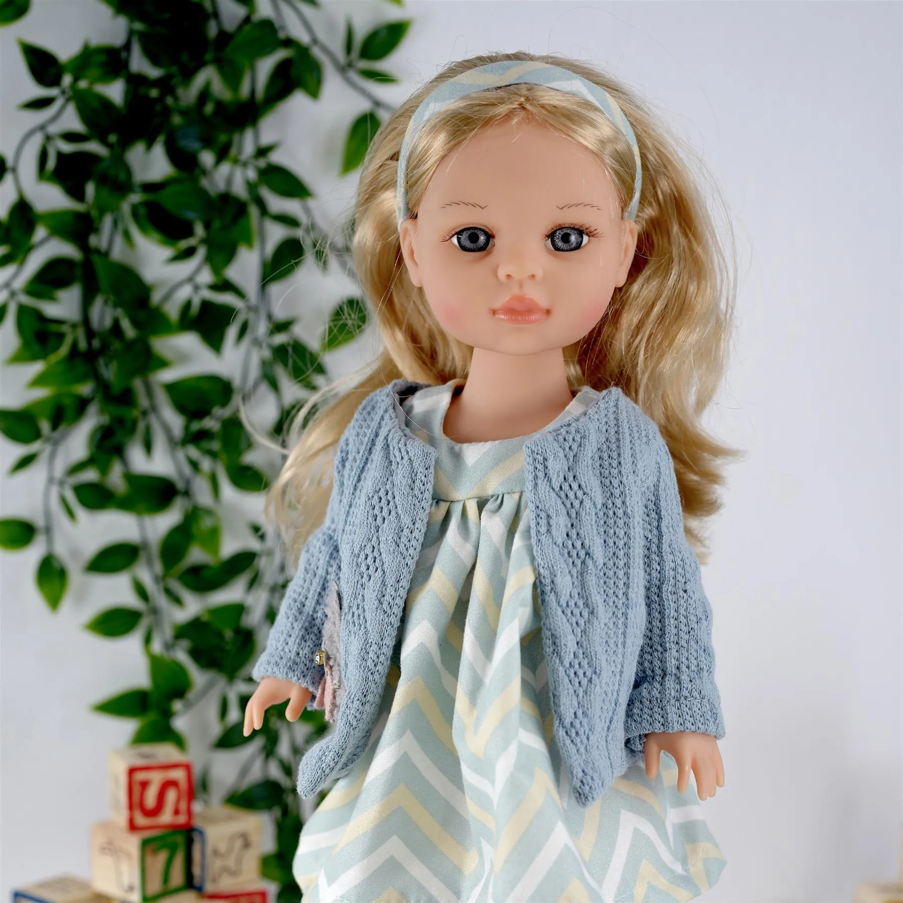 BiBi Fashion Doll "Olivia" (38 cm / 15")